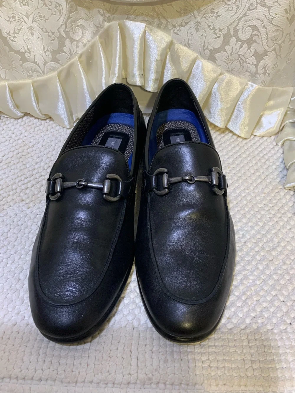 VINCE CAMUTO